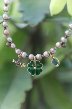 Collier Lilla
