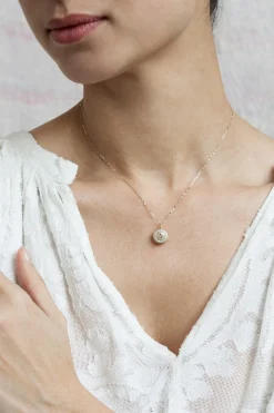 Collier Snow